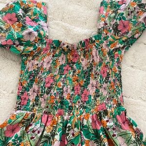 Lot of girls XS and small